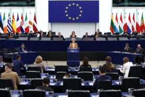 STRASBOURG 6/02 2024 : La présidente de la Commission européenne, Ursula von der Leyen, s'exprime lors d'un débat sur les résultats des derniers sommets de l'UE, dans le cadre d'une session plénière au Parlement européen à Strasbourg, dans l'est de la France.