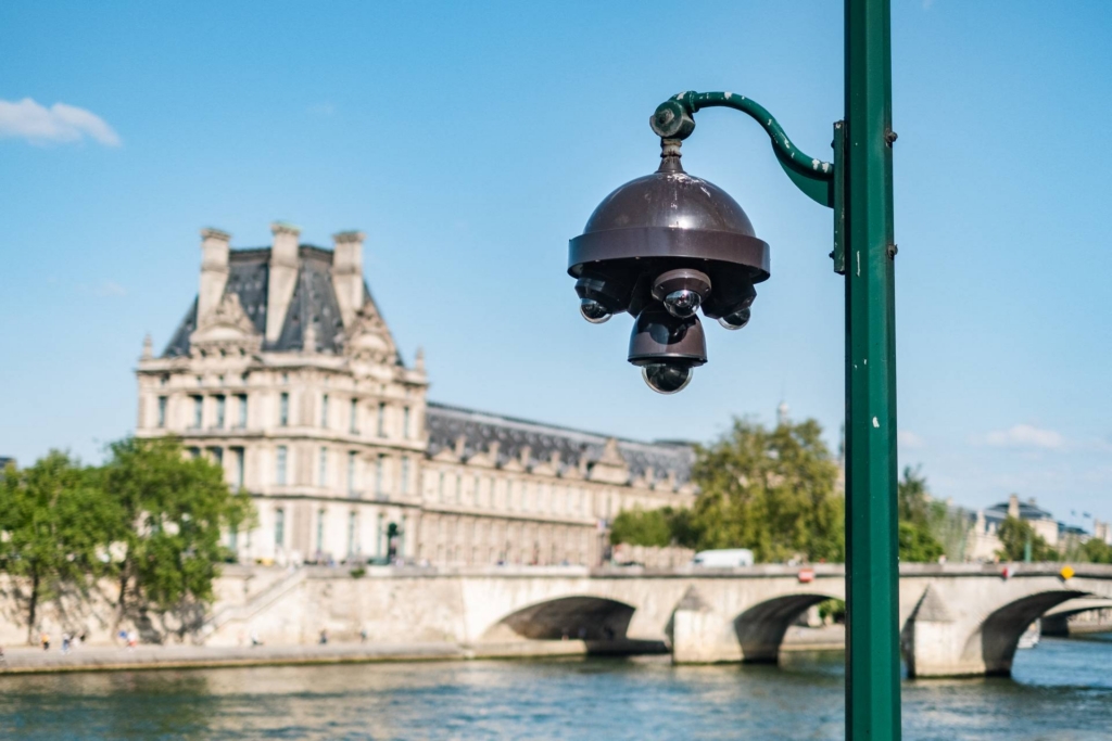 JO 2024 : Pourquoi la vidéosurveillance algorithmique pose problème