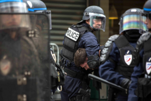 Draft law on global security, the 2020/11/03. Photography by Anthony Linger / Hans Lucas.
Projet de loi relative a la securite globale le 2020/11/03. Photographie par Anthony Linger / Hans Lucas.