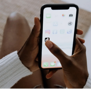 Liberté d'expression_et_réseaux sociaux