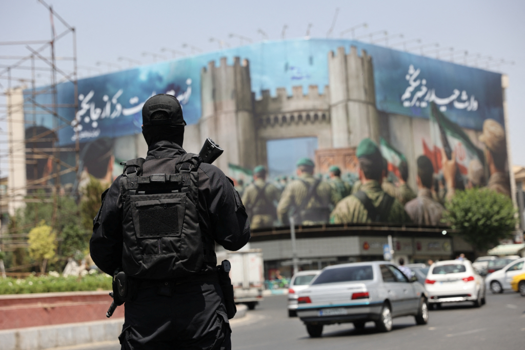 Iran : après les bombes, la répression