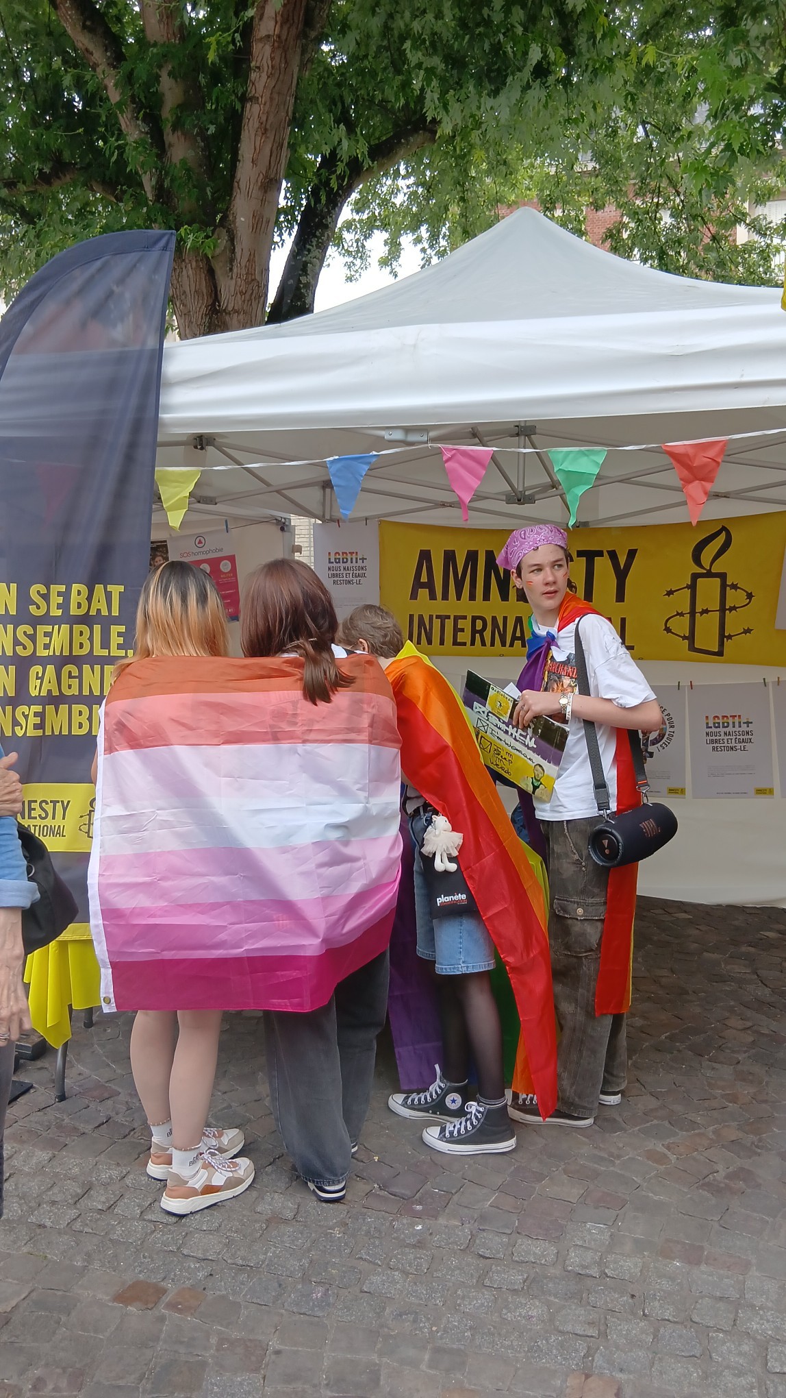 Fête des fiertés à Lisieux